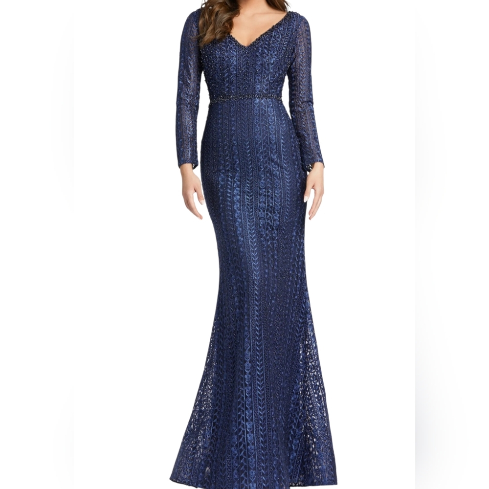 NWT $598 Mac Duggal 20271 Beaded Embroidered Formal Gown Navy Long Sleeve 8